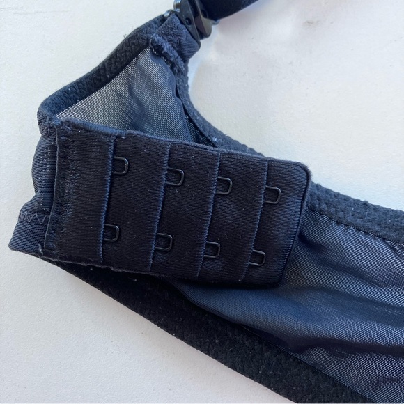 Victoria's Secret Black&White Floral Lace Bra With Bow Detail Women’s Size 38C - Picture 12 of 15